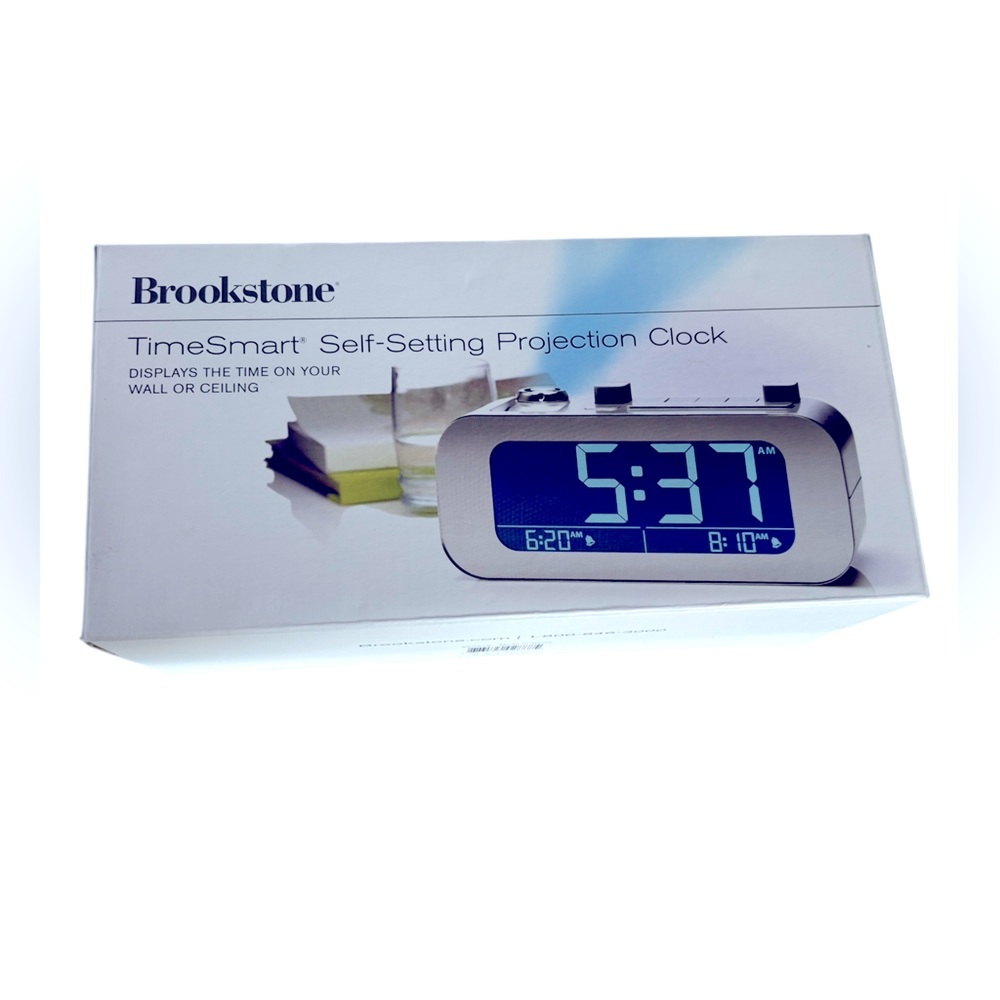 Brookstone Projection Clock NEW in Box Time Smart Self Setting